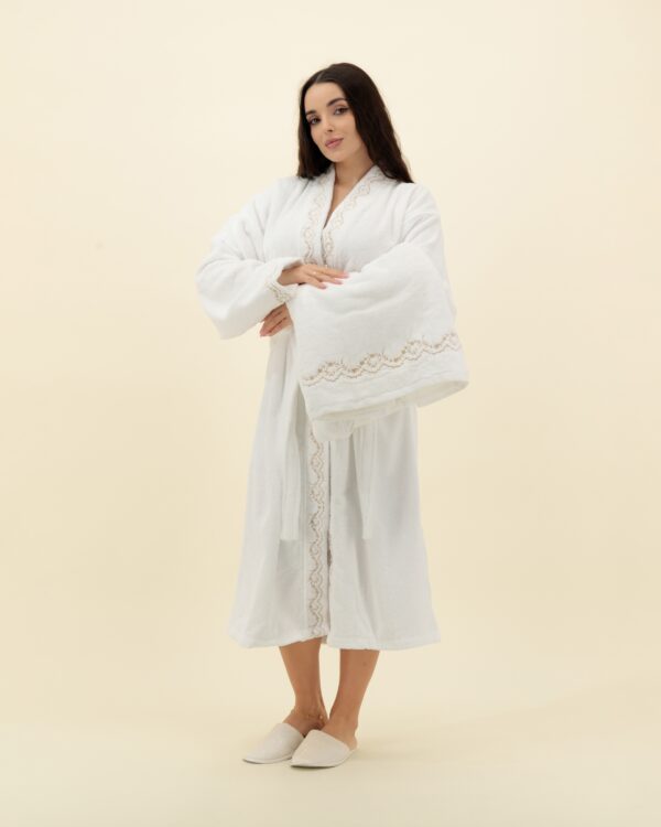 Bath robe & towel